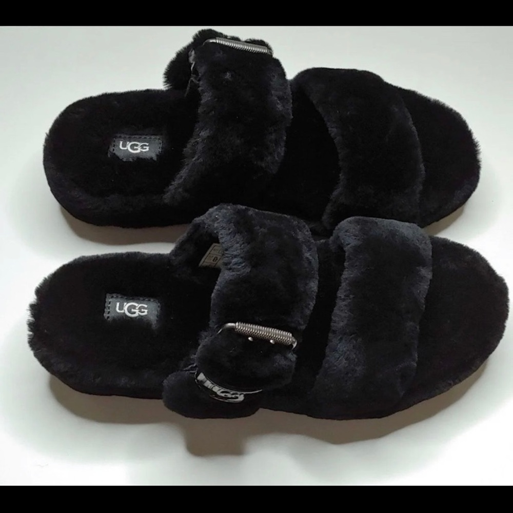 UGG Women's Fuzz Slippers